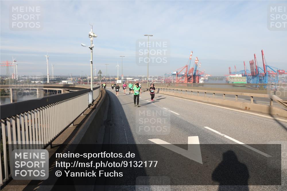 03.10.2025 - Köhlbrandbrückenlauf Yannick Fuchs http://msf.ph/oto/9132177 03.10.2025 09:04:06 Position 2 7 meine-sportfotos.de
