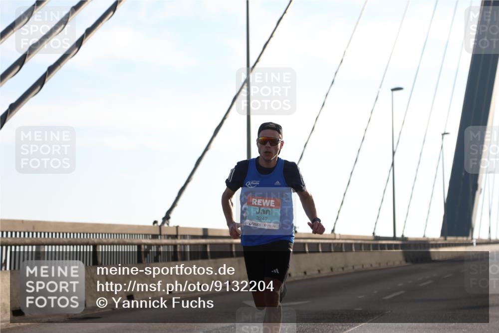 03.10.2025 - Köhlbrandbrückenlauf Yannick Fuchs http://msf.ph/oto/9132204 03.10.2025 08:17:17 Position 1 3247 meine-sportfotos.de