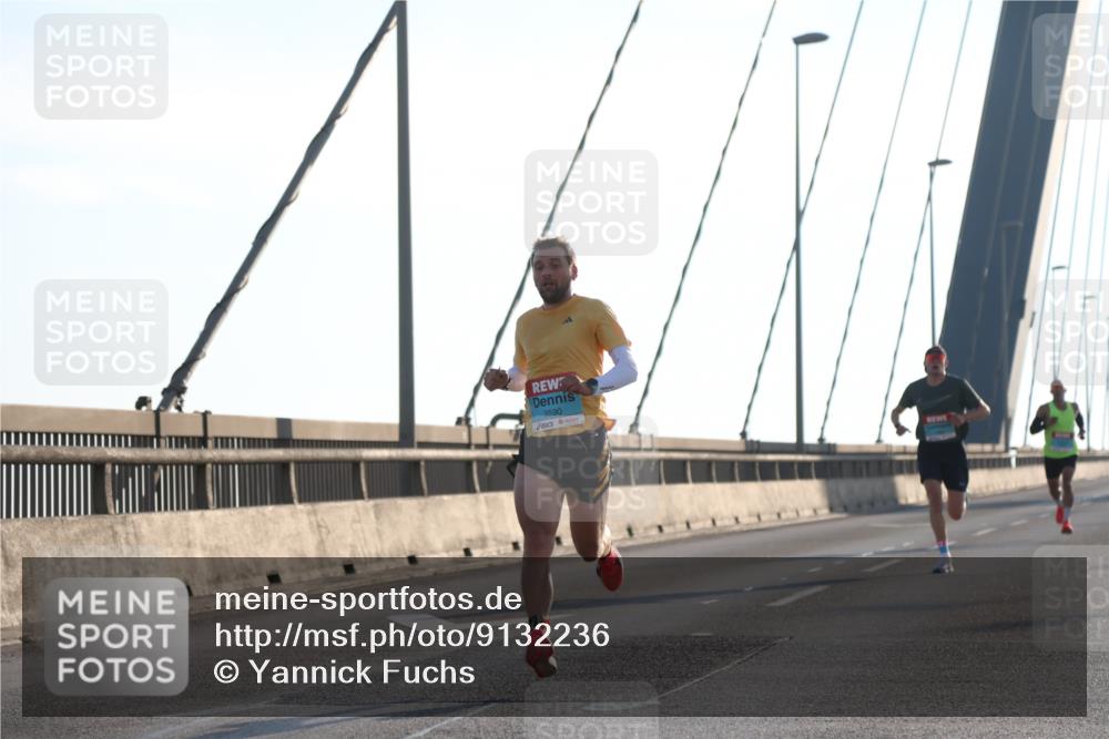 03.10.2025 - Köhlbrandbrückenlauf Yannick Fuchs http://msf.ph/oto/9132236 03.10.2025 08:17:42 Position 1 3590 meine-sportfotos.de