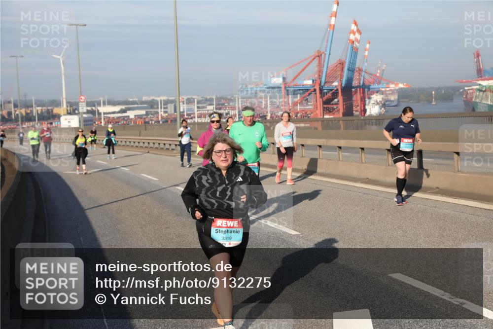 03.10.2025 - Köhlbrandbrückenlauf Yannick Fuchs http://msf.ph/oto/9132275 03.10.2025 09:04:15 Position 2 3319 meine-sportfotos.de