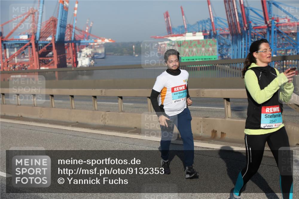 03.10.2025 - Köhlbrandbrückenlauf Yannick Fuchs http://msf.ph/oto/9132353 03.10.2025 09:04:22 Position 2 3347, 2547 meine-sportfotos.de