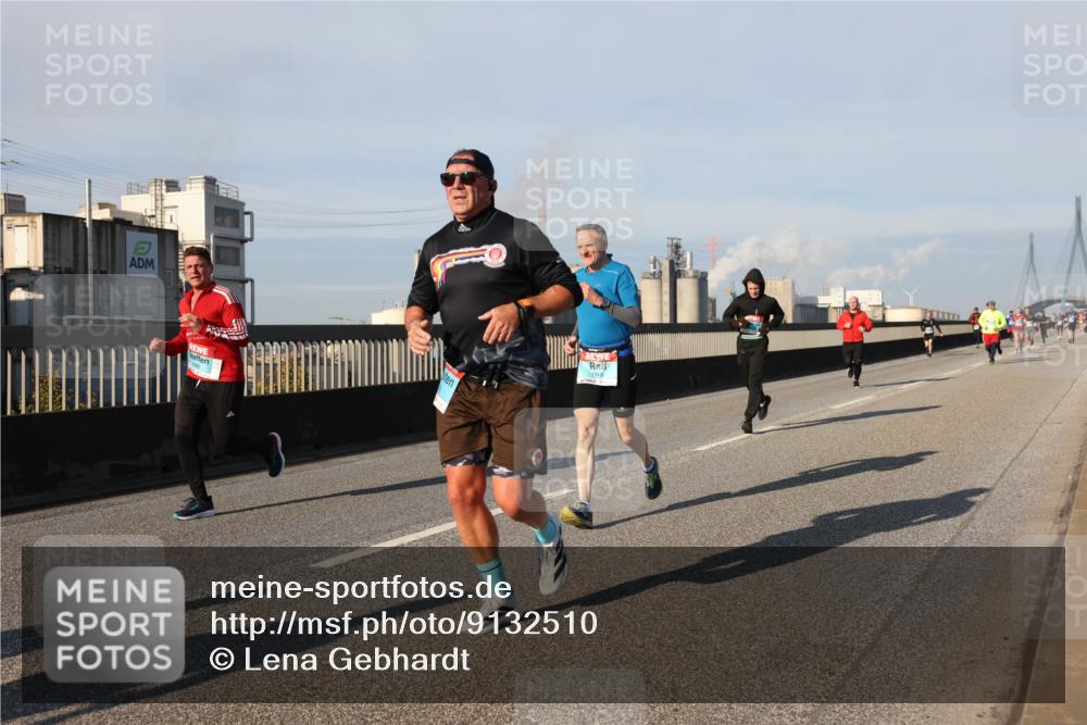 03.10.2025 - Köhlbrandbrückenlauf Lena Gebhardt http://msf.ph/oto/9132510 03.10.2025 09:50:28 Position 2 1319 meine-sportfotos.de