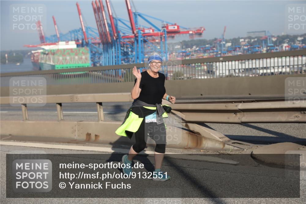 03.10.2025 - Köhlbrandbrückenlauf Yannick Fuchs http://msf.ph/oto/9132551 03.10.2025 09:04:41 Position 2 260 meine-sportfotos.de