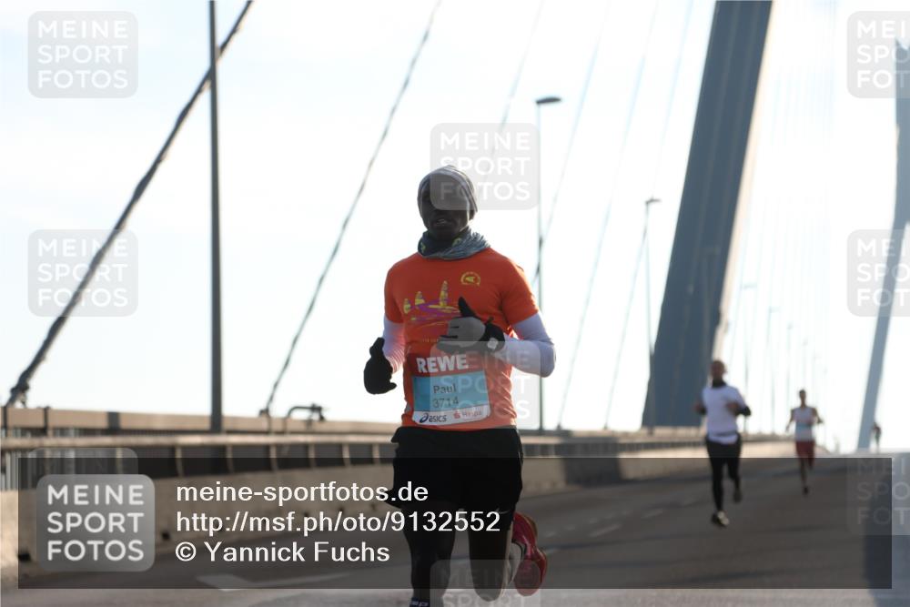03.10.2025 - Köhlbrandbrückenlauf Yannick Fuchs http://msf.ph/oto/9132552 03.10.2025 08:18:11 Position 1 3714 meine-sportfotos.de