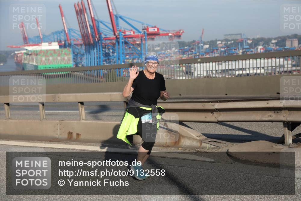 03.10.2025 - Köhlbrandbrückenlauf Yannick Fuchs http://msf.ph/oto/9132558 03.10.2025 09:04:42 Position 2 96, 2603 meine-sportfotos.de