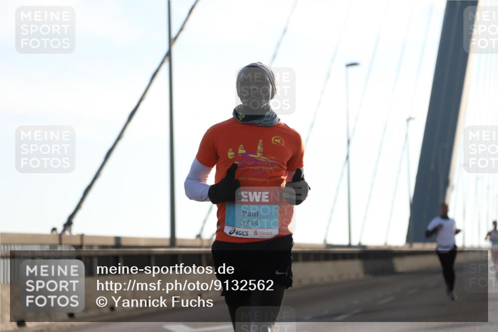 03.10.2025 - Köhlbrandbrückenlauf Yannick Fuchs http://msf.ph/oto/9132562 03.10.2025 08:18:11 Position 1 3714 meine-sportfotos.de