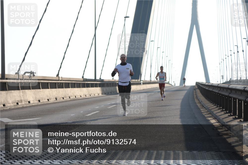 03.10.2025 - Köhlbrandbrückenlauf Yannick Fuchs http://msf.ph/oto/9132574 03.10.2025 08:18:13 Position 1  meine-sportfotos.de