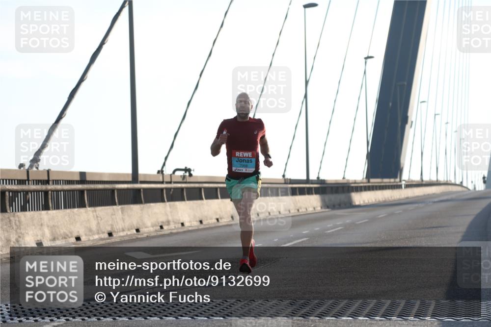 03.10.2025 - Köhlbrandbrückenlauf Yannick Fuchs http://msf.ph/oto/9132699 03.10.2025 08:18:37 Position 1 2968 meine-sportfotos.de