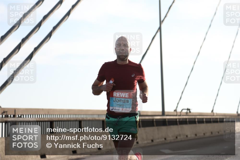 03.10.2025 - Köhlbrandbrückenlauf Yannick Fuchs http://msf.ph/oto/9132724 03.10.2025 08:18:38 Position 1 2968 meine-sportfotos.de