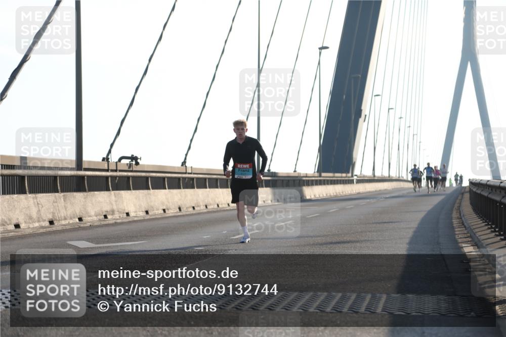 03.10.2025 - Köhlbrandbrückenlauf Yannick Fuchs http://msf.ph/oto/9132744 03.10.2025 08:19:05 Position 1  meine-sportfotos.de