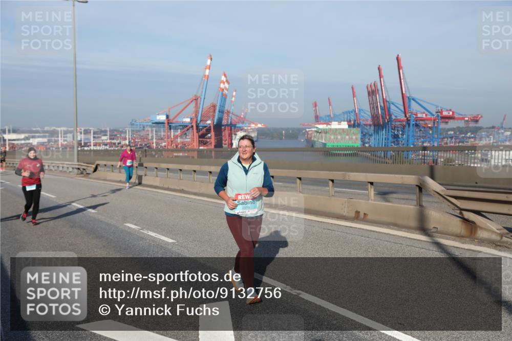 03.10.2025 - Köhlbrandbrückenlauf Yannick Fuchs http://msf.ph/oto/9132756 03.10.2025 09:05:05 Position 2 2515 meine-sportfotos.de