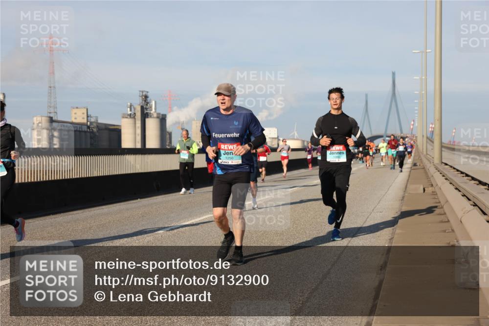 03.10.2025 - Köhlbrandbrückenlauf Lena Gebhardt http://msf.ph/oto/9132900 03.10.2025 09:50:47 Position 2 1250, 1089 meine-sportfotos.de