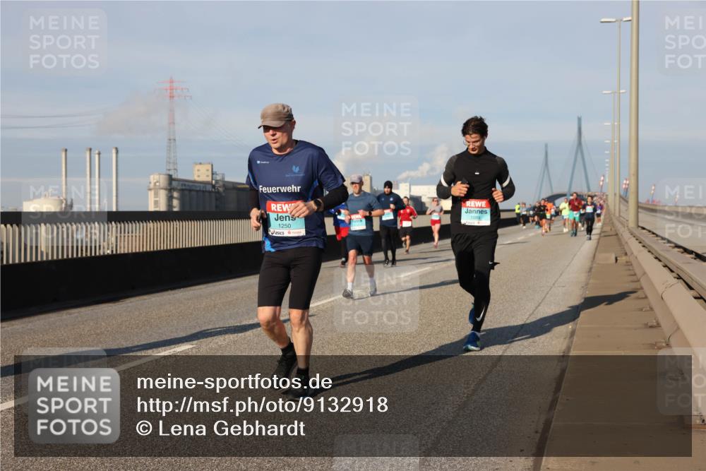 03.10.2025 - Köhlbrandbrückenlauf Lena Gebhardt http://msf.ph/oto/9132918 03.10.2025 09:50:48 Position 2 1250, 1089 meine-sportfotos.de