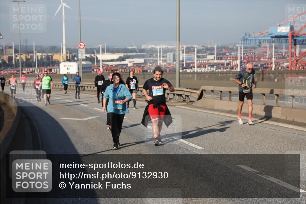 03.10.2025 - Köhlbrandbrückenlauf Yannick Fuchs http://msf.ph/oto/9132930 03.10.2025 09:05:20 Position 2  meine-sportfotos.de