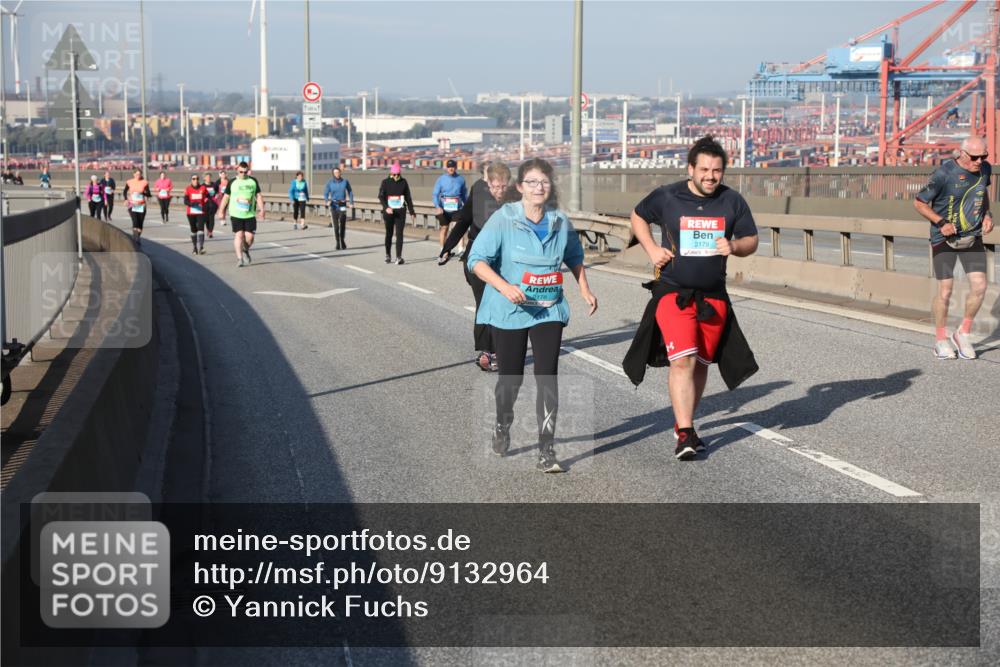 03.10.2025 - Köhlbrandbrückenlauf Yannick Fuchs http://msf.ph/oto/9132964 03.10.2025 09:05:23 Position 2 2179 meine-sportfotos.de