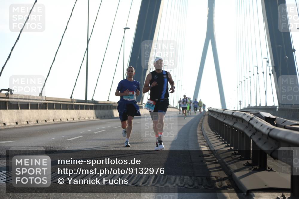03.10.2025 - Köhlbrandbrückenlauf Yannick Fuchs http://msf.ph/oto/9132976 03.10.2025 08:19:43 Position 1  meine-sportfotos.de