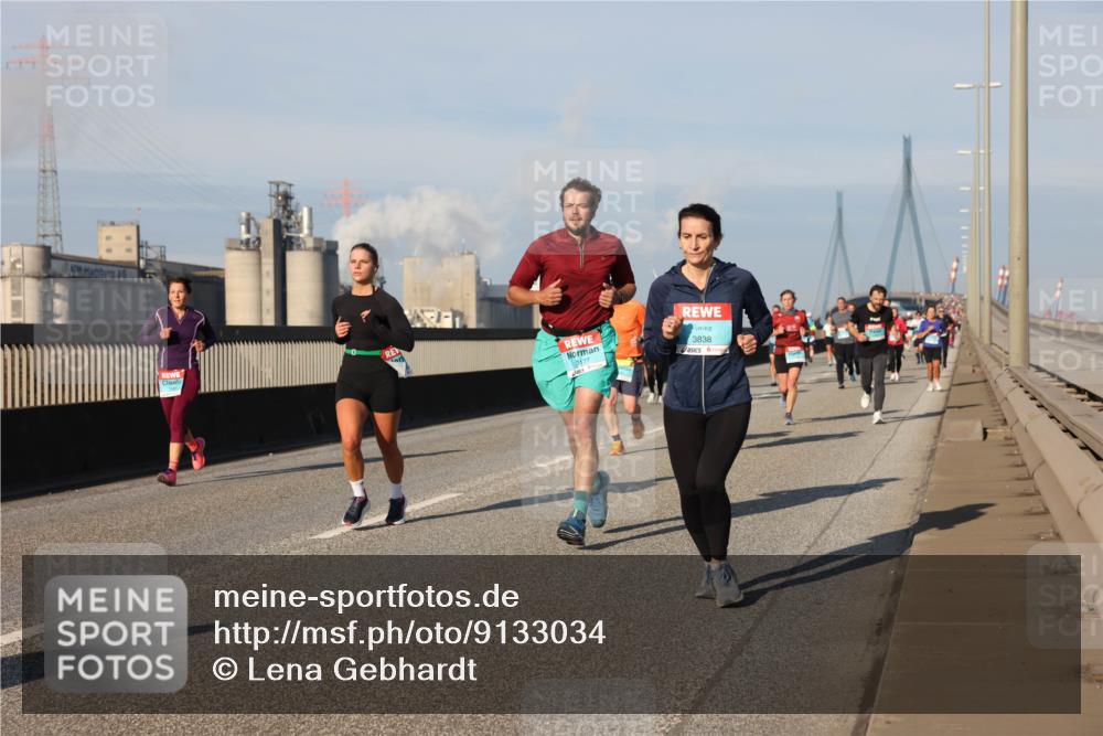 03.10.2025 - Köhlbrandbrückenlauf Lena Gebhardt http://msf.ph/oto/9133034 03.10.2025 09:50:58 Position 2 3177, 3838 meine-sportfotos.de