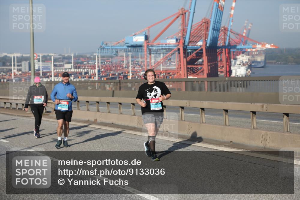 03.10.2025 - Köhlbrandbrückenlauf Yannick Fuchs http://msf.ph/oto/9133036 03.10.2025 09:05:32 Position 2 3370 meine-sportfotos.de