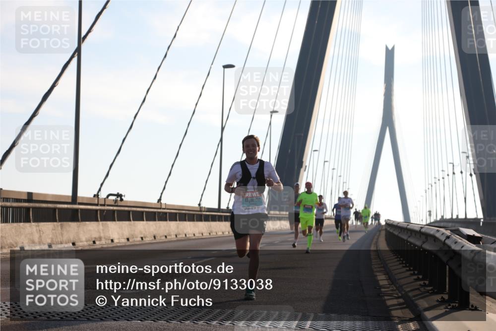 03.10.2025 - Köhlbrandbrückenlauf Yannick Fuchs http://msf.ph/oto/9133038 03.10.2025 08:19:54 Position 1 3153 meine-sportfotos.de