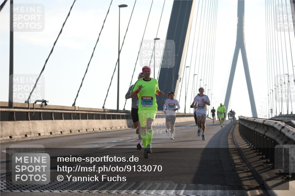 03.10.2025 - Köhlbrandbrückenlauf Yannick Fuchs http://msf.ph/oto/9133070 03.10.2025 08:19:57 Position 1  meine-sportfotos.de