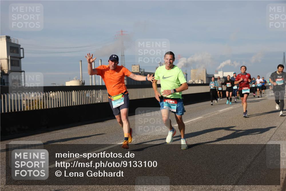 03.10.2025 - Köhlbrandbrückenlauf Lena Gebhardt http://msf.ph/oto/9133100 03.10.2025 09:51:01 Position 2  meine-sportfotos.de