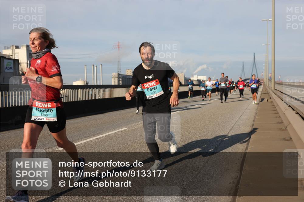 03.10.2025 - Köhlbrandbrückenlauf Lena Gebhardt http://msf.ph/oto/9133177 03.10.2025 09:51:04 Position 2 1363, 1336 meine-sportfotos.de
