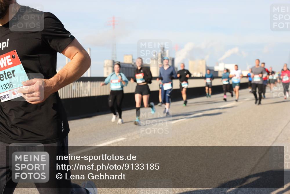 03.10.2025 - Köhlbrandbrückenlauf Lena Gebhardt http://msf.ph/oto/9133185 03.10.2025 09:51:05 Position 2 1336 meine-sportfotos.de