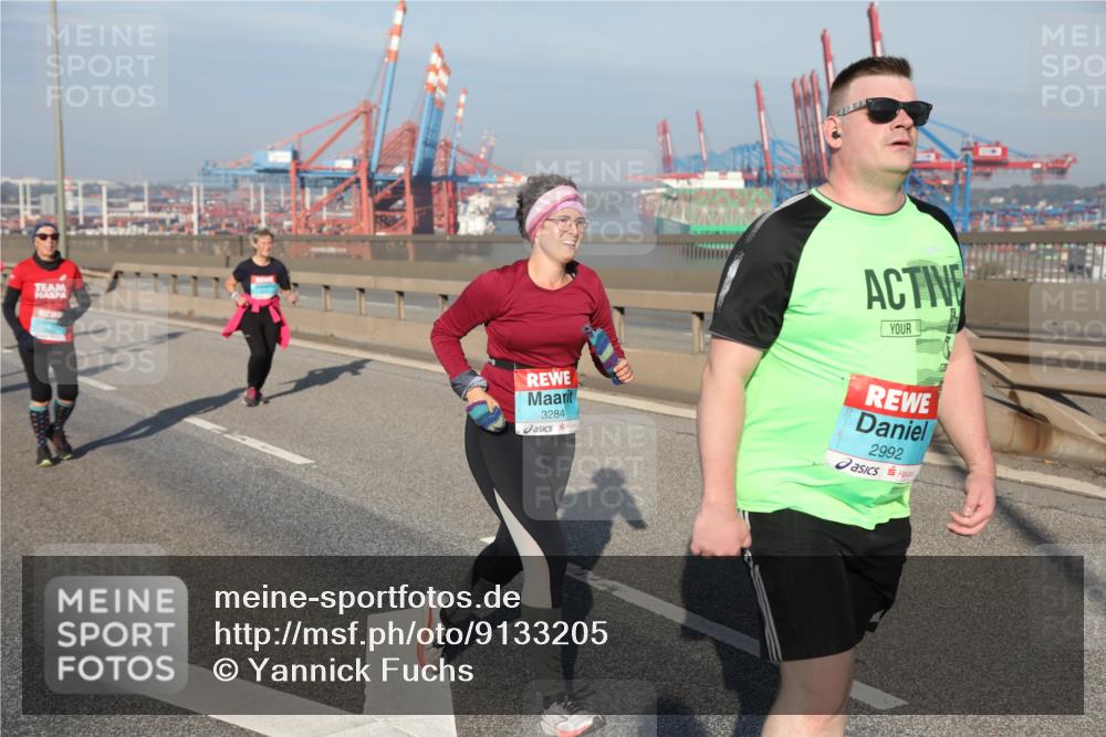 03.10.2025 - Köhlbrandbrückenlauf Yannick Fuchs http://msf.ph/oto/9133205 03.10.2025 09:05:44 Position 2 3284, 2992 meine-sportfotos.de