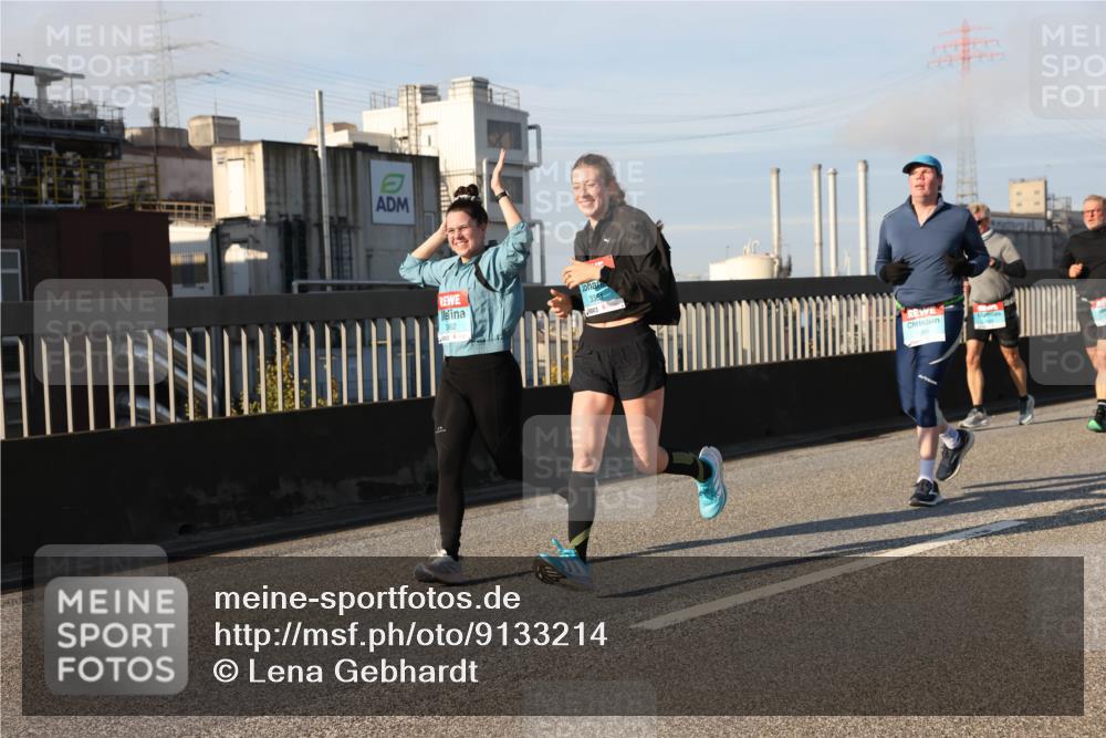 03.10.2025 - Köhlbrandbrückenlauf Lena Gebhardt http://msf.ph/oto/9133214 03.10.2025 09:51:06 Position 2 3361, 62 meine-sportfotos.de