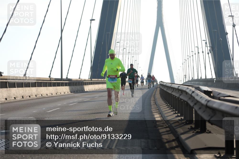 03.10.2025 - Köhlbrandbrückenlauf Yannick Fuchs http://msf.ph/oto/9133229 03.10.2025 08:20:06 Position 1  meine-sportfotos.de