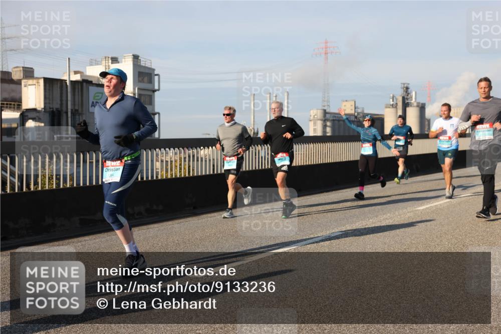 03.10.2025 - Köhlbrandbrückenlauf Lena Gebhardt http://msf.ph/oto/9133236 03.10.2025 09:51:07 Position 2 1364 meine-sportfotos.de