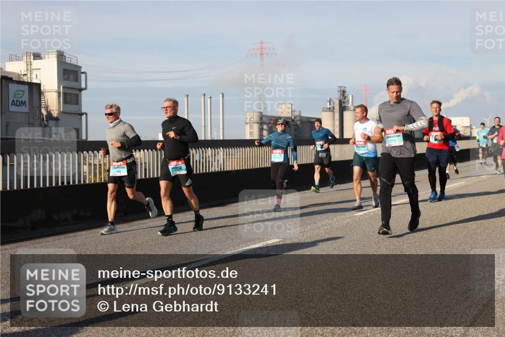 03.10.2025 - Köhlbrandbrückenlauf Lena Gebhardt http://msf.ph/oto/9133241 03.10.2025 09:51:08 Position 2 3684, 1172 meine-sportfotos.de