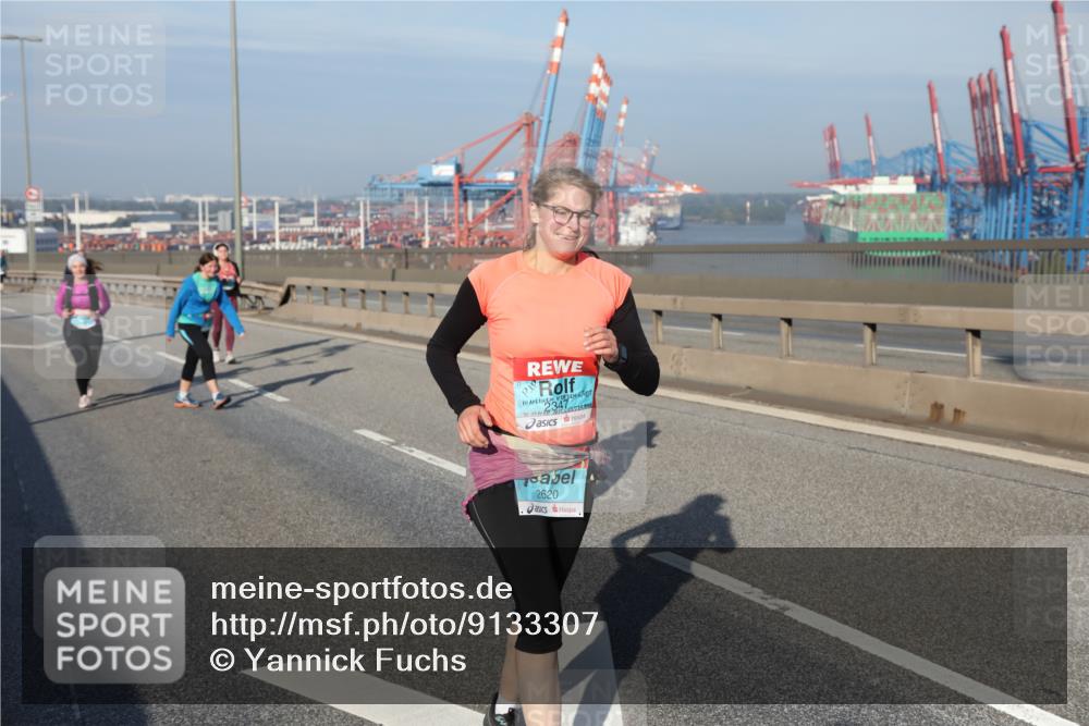 03.10.2025 - Köhlbrandbrückenlauf Yannick Fuchs http://msf.ph/oto/9133307 03.10.2025 09:05:50 Position 2 2347, 2620 meine-sportfotos.de