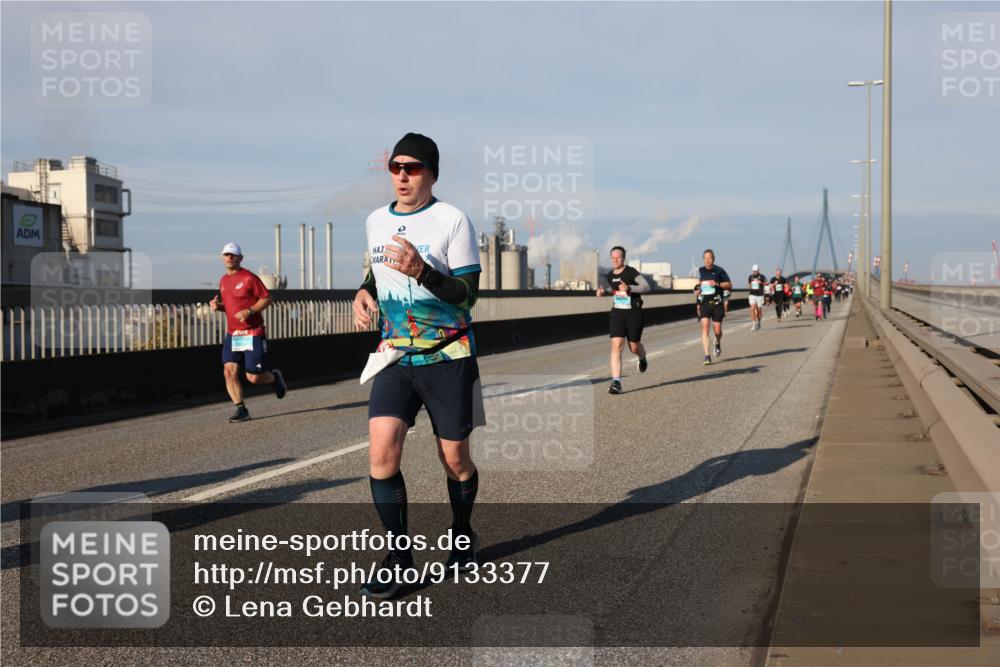 03.10.2025 - Köhlbrandbrückenlauf Lena Gebhardt http://msf.ph/oto/9133377 03.10.2025 09:51:17 Position 2  meine-sportfotos.de