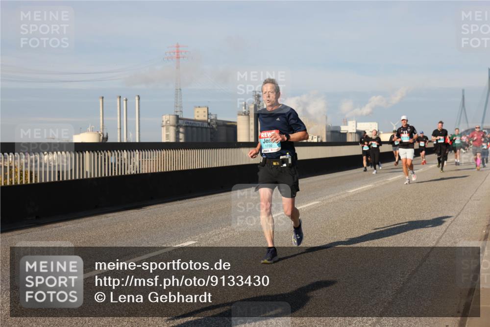03.10.2025 - Köhlbrandbrückenlauf Lena Gebhardt http://msf.ph/oto/9133430 03.10.2025 09:51:20 Position 2 1739 meine-sportfotos.de