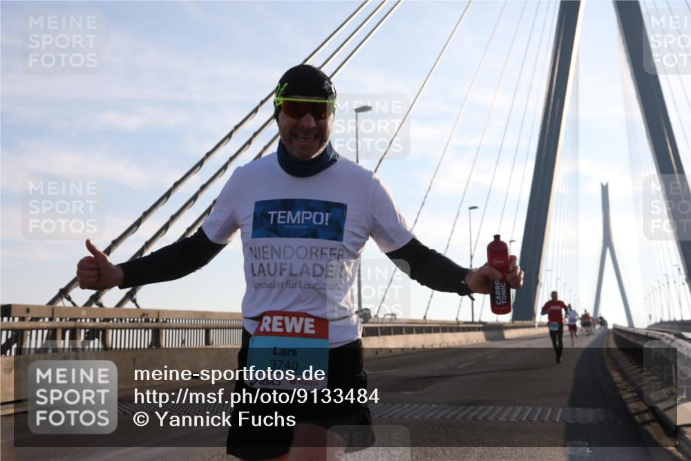03.10.2025 - Köhlbrandbrückenlauf Yannick Fuchs http://msf.ph/oto/9133484 03.10.2025 08:20:23 Position 1 3740 meine-sportfotos.de