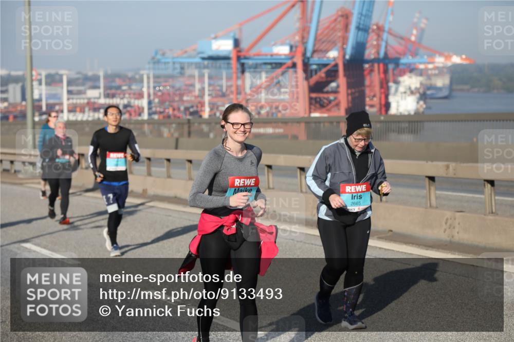 03.10.2025 - Köhlbrandbrückenlauf Yannick Fuchs http://msf.ph/oto/9133493 03.10.2025 09:06:16 Position 2 2665 meine-sportfotos.de