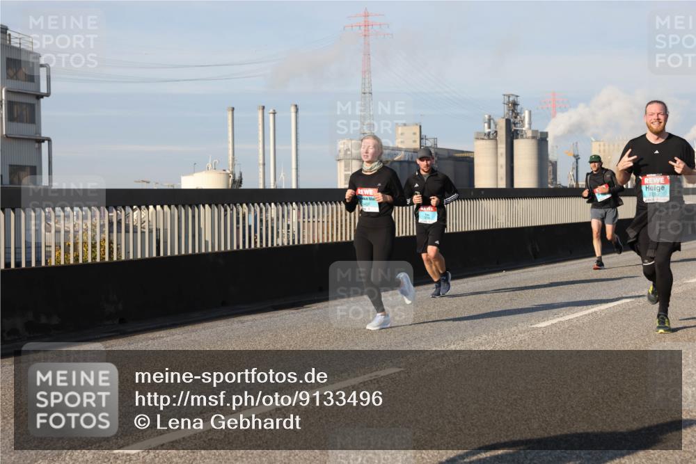 03.10.2025 - Köhlbrandbrückenlauf Lena Gebhardt http://msf.ph/oto/9133496 03.10.2025 09:51:25 Position 2 1407, 2193 meine-sportfotos.de