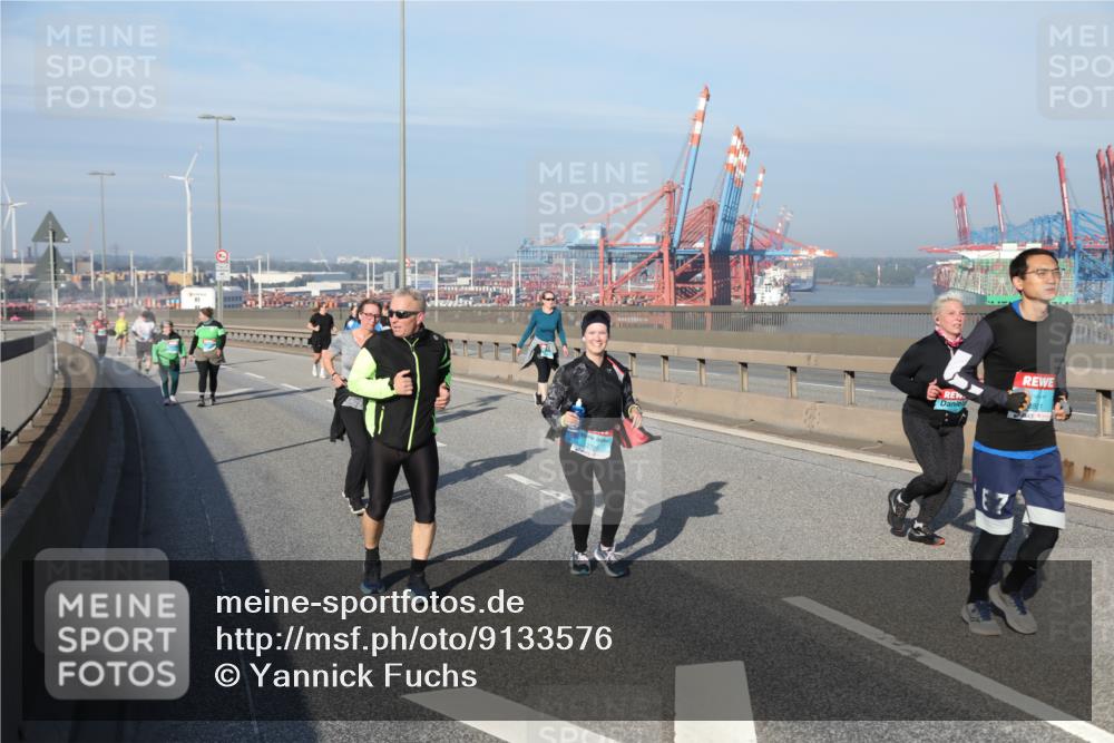 03.10.2025 - Köhlbrandbrückenlauf Yannick Fuchs http://msf.ph/oto/9133576 03.10.2025 09:06:21 Position 2  meine-sportfotos.de