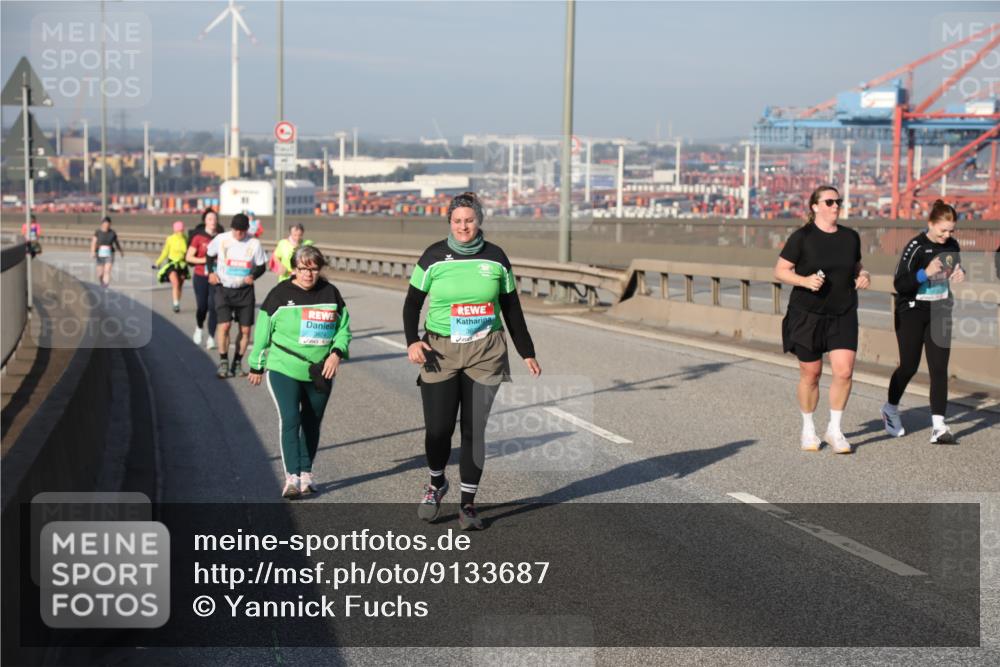 03.10.2025 - Köhlbrandbrückenlauf Yannick Fuchs http://msf.ph/oto/9133687 03.10.2025 09:06:30 Position 2  meine-sportfotos.de