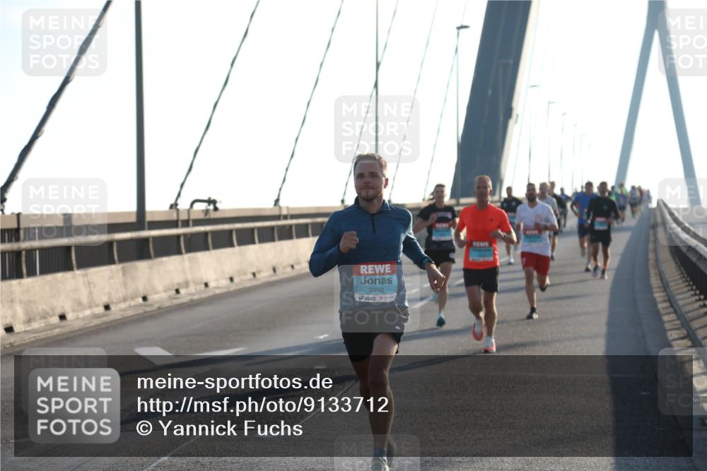 03.10.2025 - Köhlbrandbrückenlauf Yannick Fuchs http://msf.ph/oto/9133712 03.10.2025 08:20:50 Position 1 3350 meine-sportfotos.de