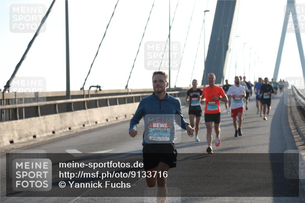 03.10.2025 - Köhlbrandbrückenlauf Yannick Fuchs http://msf.ph/oto/9133716 03.10.2025 08:20:50 Position 1 3350 meine-sportfotos.de