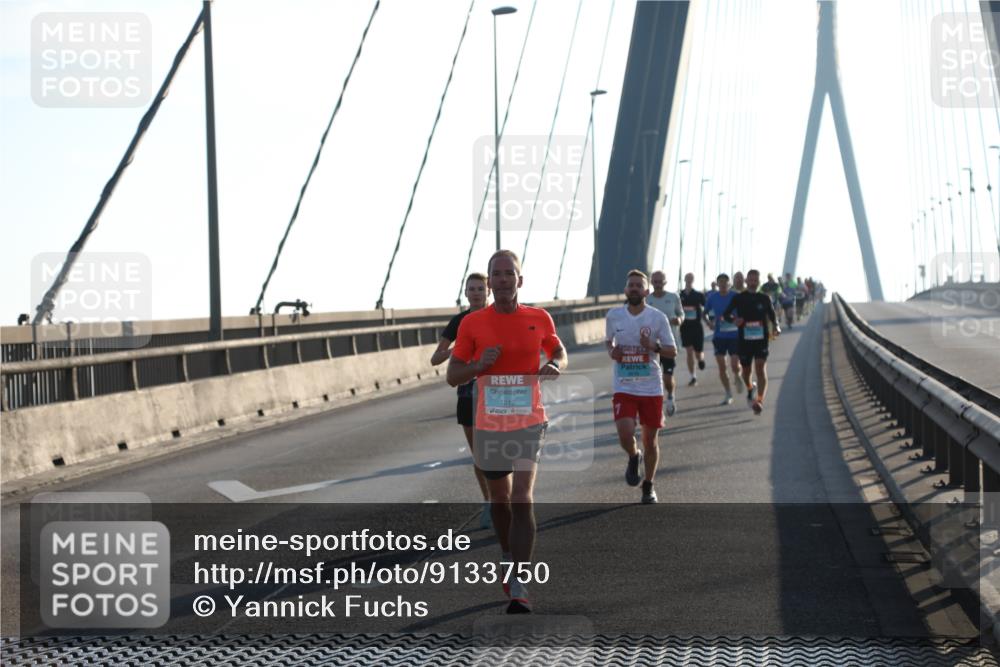 03.10.2025 - Köhlbrandbrückenlauf Yannick Fuchs http://msf.ph/oto/9133750 03.10.2025 08:20:52 Position 1 1012 meine-sportfotos.de