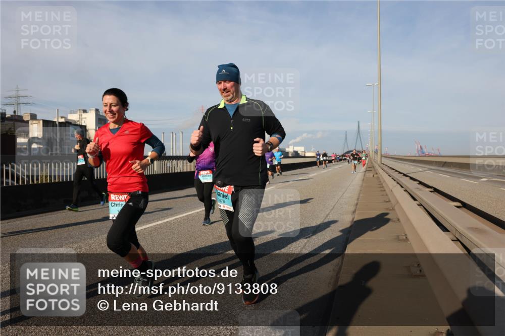03.10.2025 - Köhlbrandbrückenlauf Lena Gebhardt http://msf.ph/oto/9133808 03.10.2025 09:51:48 Position 2 107, 1876 meine-sportfotos.de