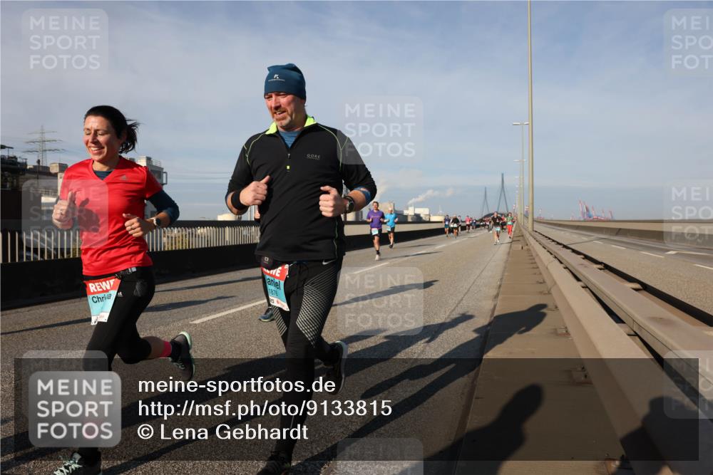 03.10.2025 - Köhlbrandbrückenlauf Lena Gebhardt http://msf.ph/oto/9133815 03.10.2025 09:51:48 Position 2 1876 meine-sportfotos.de