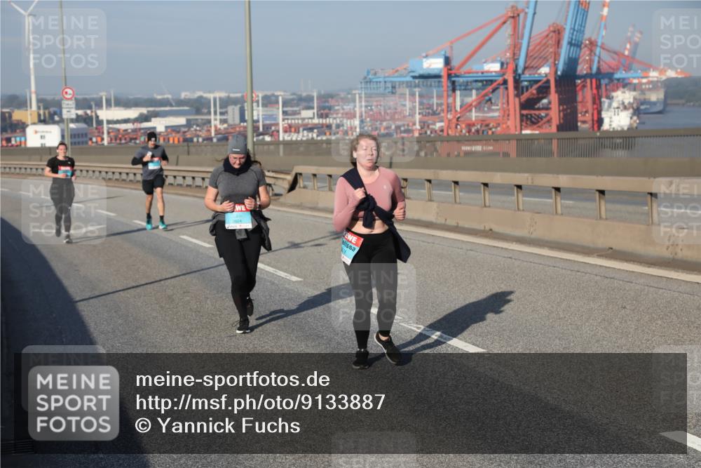 03.10.2025 - Köhlbrandbrückenlauf Yannick Fuchs http://msf.ph/oto/9133887 03.10.2025 09:07:03 Position 2 3824, 78 meine-sportfotos.de