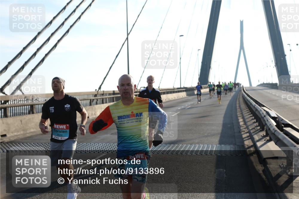 03.10.2025 - Köhlbrandbrückenlauf Yannick Fuchs http://msf.ph/oto/9133896 03.10.2025 08:20:59 Position 1 3629, 2, 4, 112, 26, 2, 3610 meine-sportfotos.de