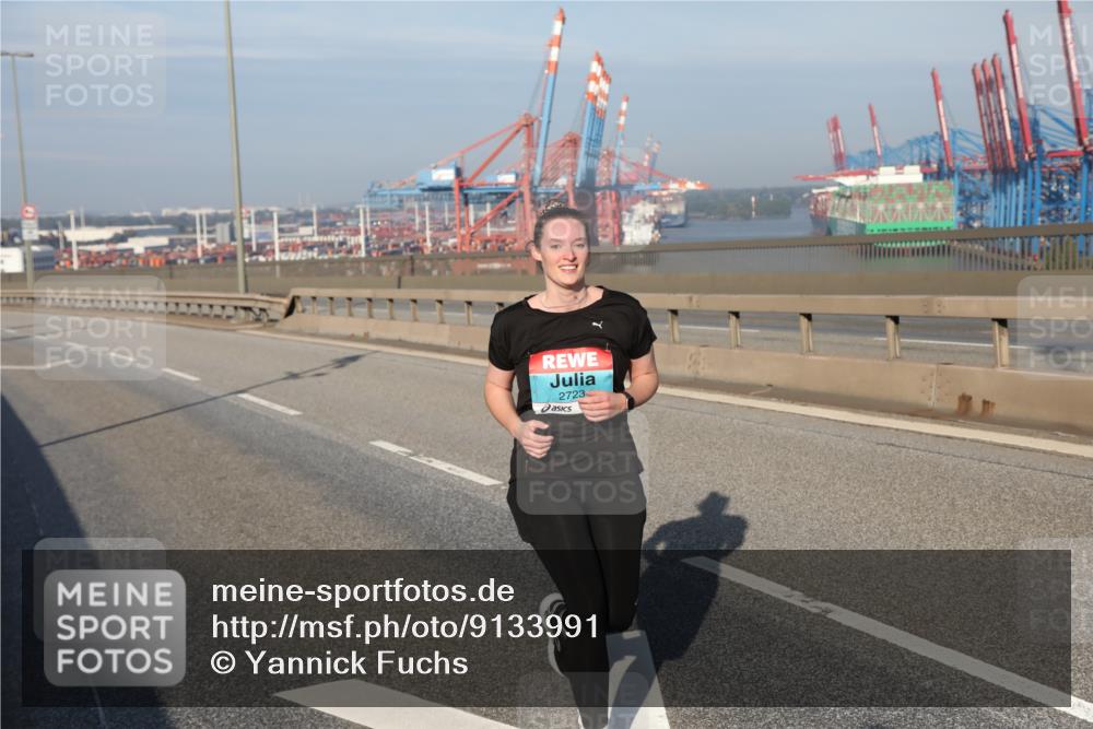 03.10.2025 - Köhlbrandbrückenlauf Yannick Fuchs http://msf.ph/oto/9133991 03.10.2025 09:07:11 Position 2 2723 meine-sportfotos.de