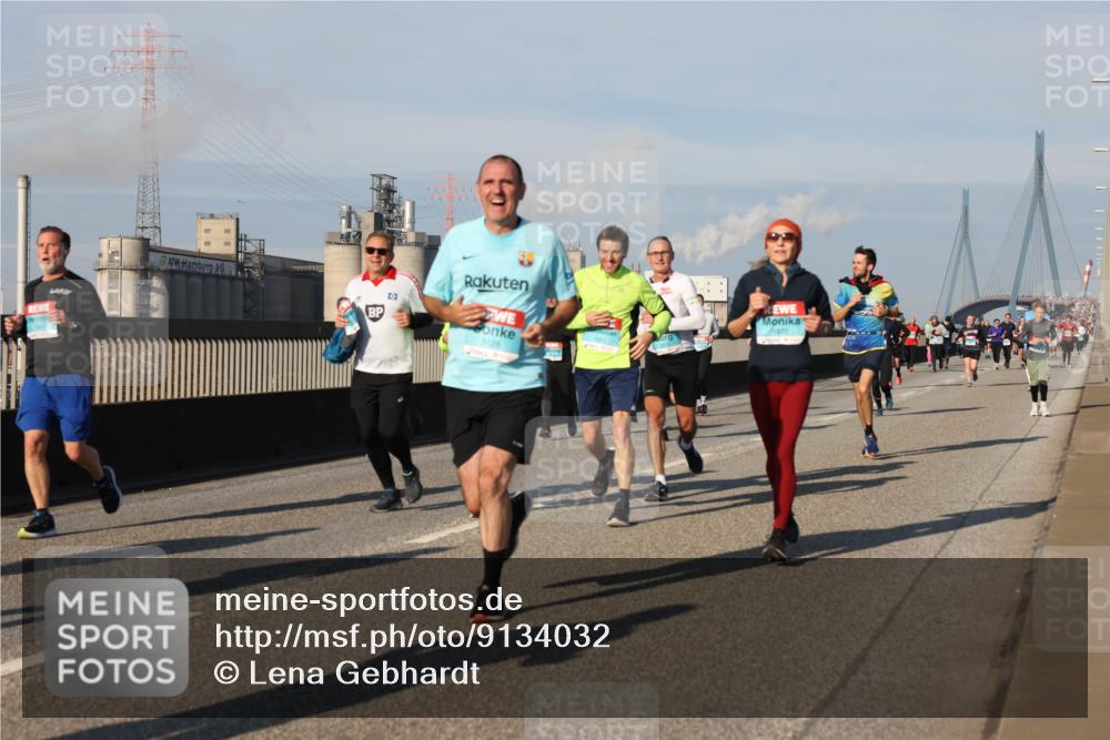 03.10.2025 - Köhlbrandbrückenlauf Lena Gebhardt http://msf.ph/oto/9134032 03.10.2025 09:52:08 Position 2 3128, 1670 meine-sportfotos.de