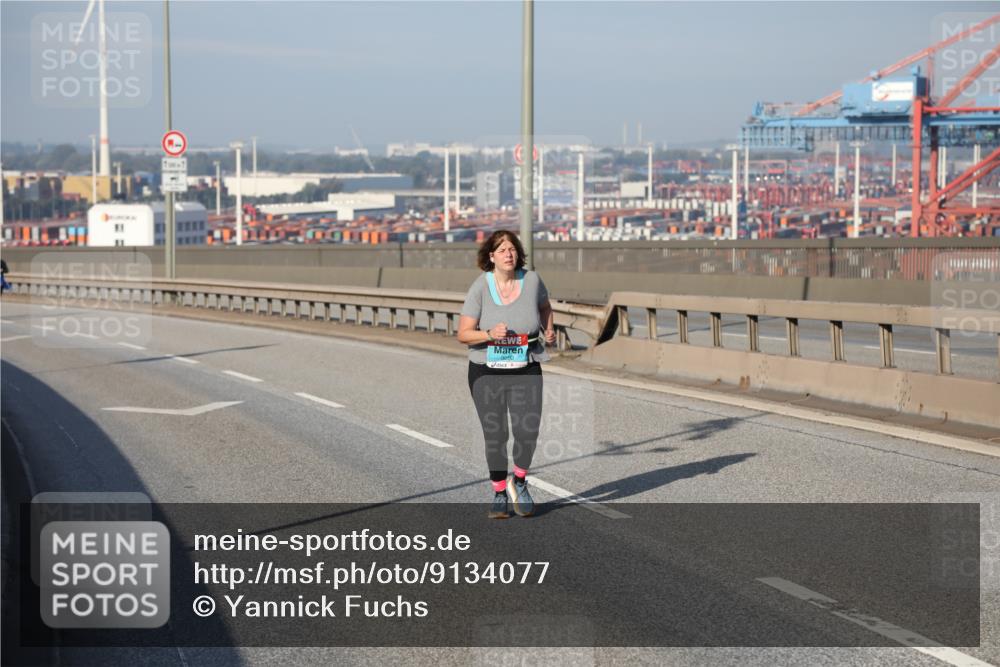 03.10.2025 - Köhlbrandbrückenlauf Yannick Fuchs http://msf.ph/oto/9134077 03.10.2025 09:07:53 Position 2  meine-sportfotos.de